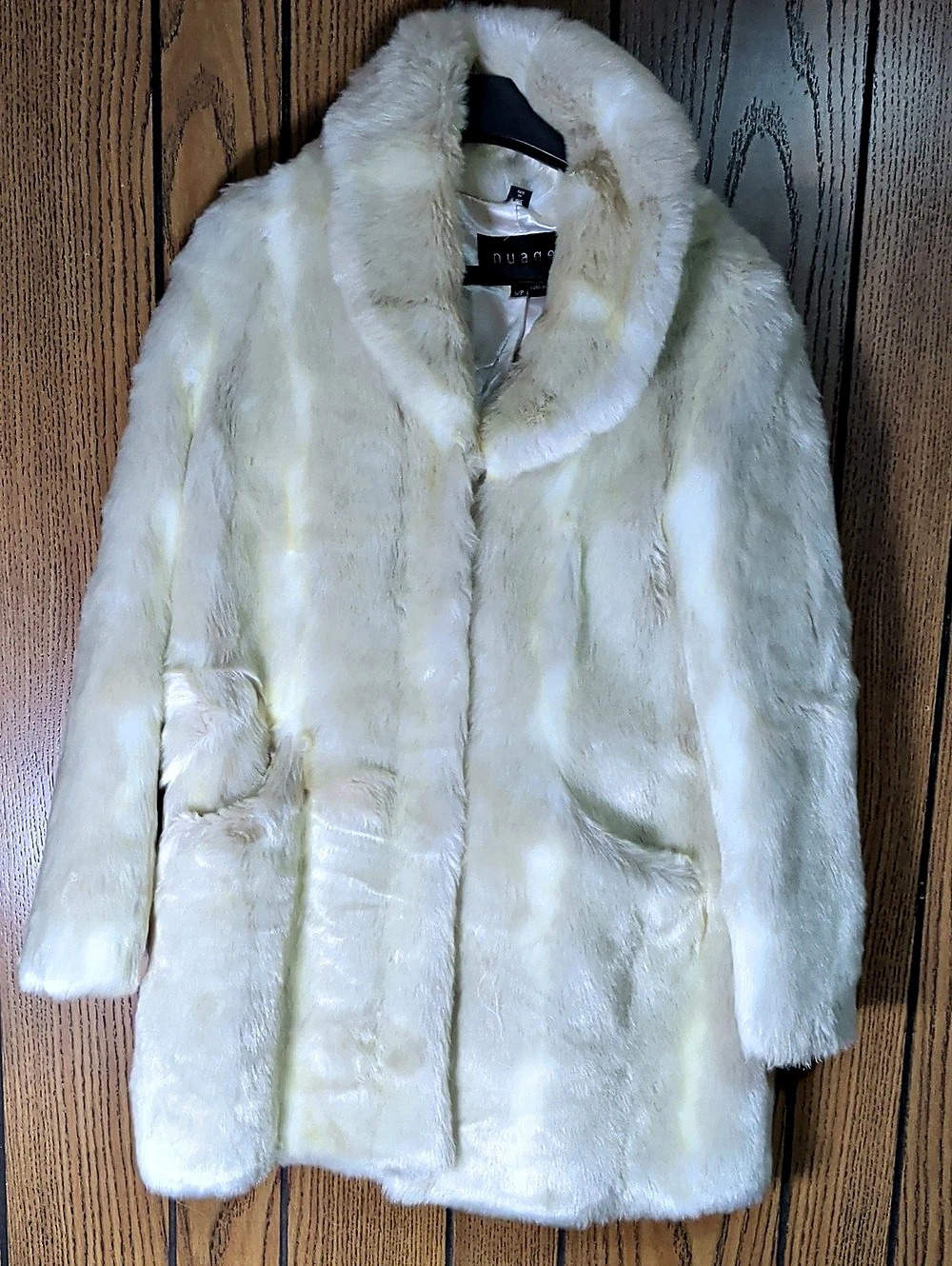 Nuage Faux Fur Coat in Cream Size Small